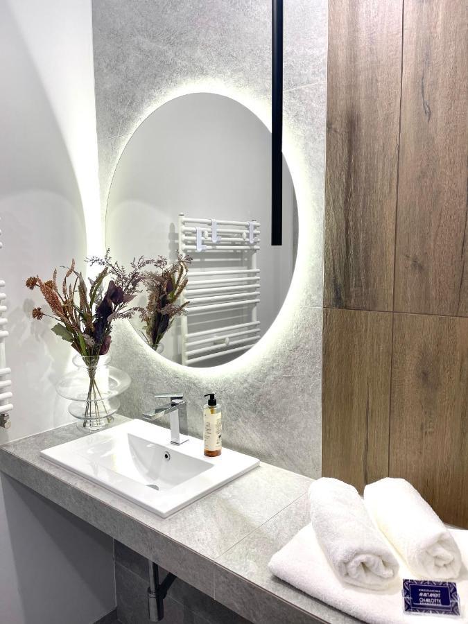 Apartcentrum-Charlotte -Parking-Air Conditioning بوليسلافيتش المظهر الخارجي الصورة