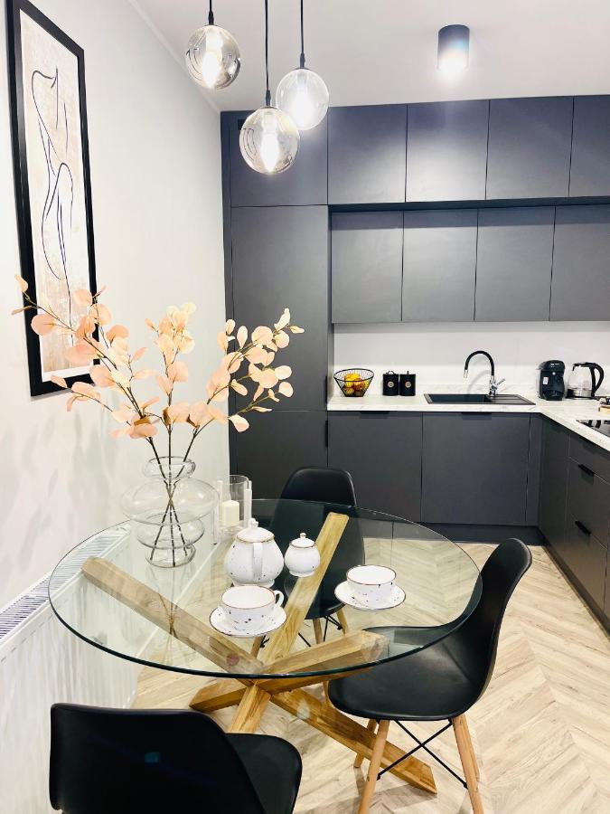 Apartcentrum-Charlotte -Parking-Air Conditioning بوليسلافيتش المظهر الخارجي الصورة
